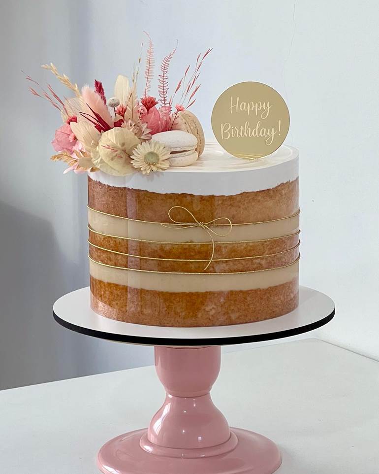 modern feminine cake