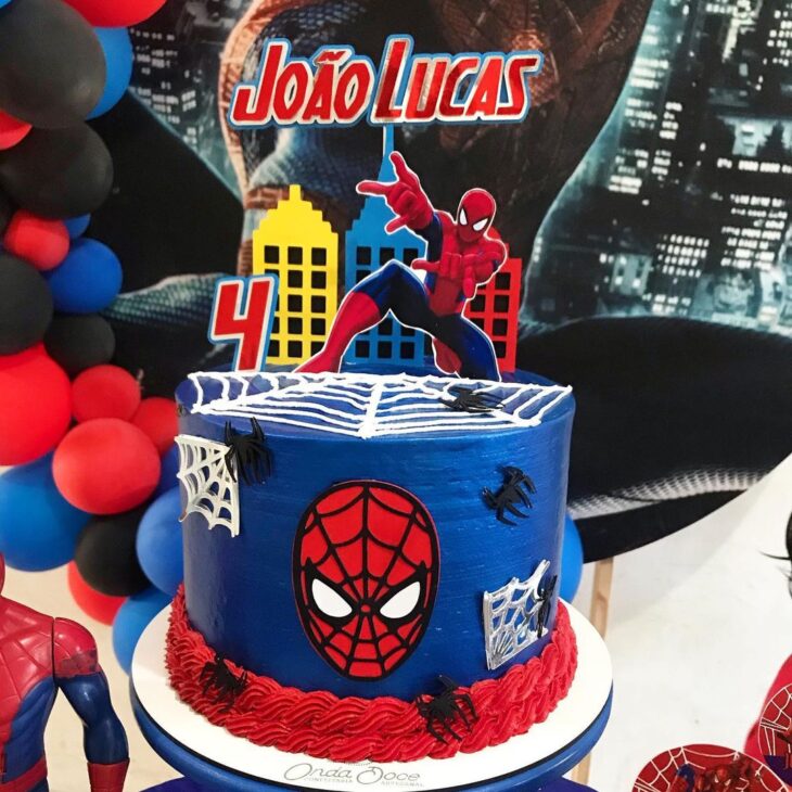 Bolo Decorado Homem Aranha