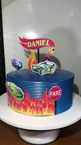 bolo-decorado-hot-wheels