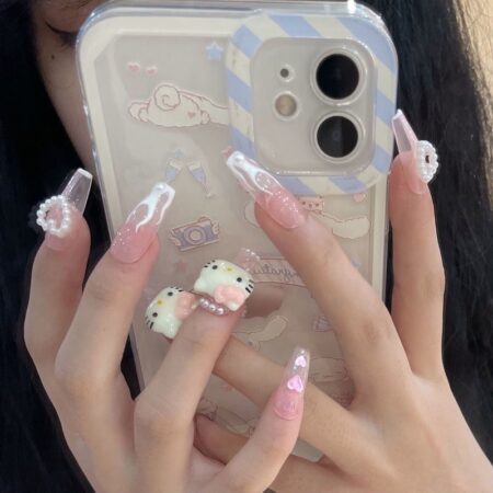 unhas-decoradas-hello-kitty