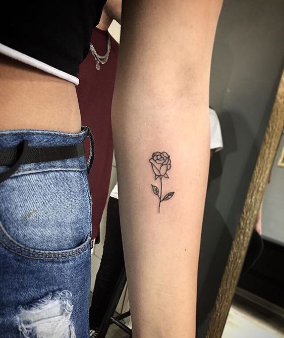 tatuagem feminina pequena