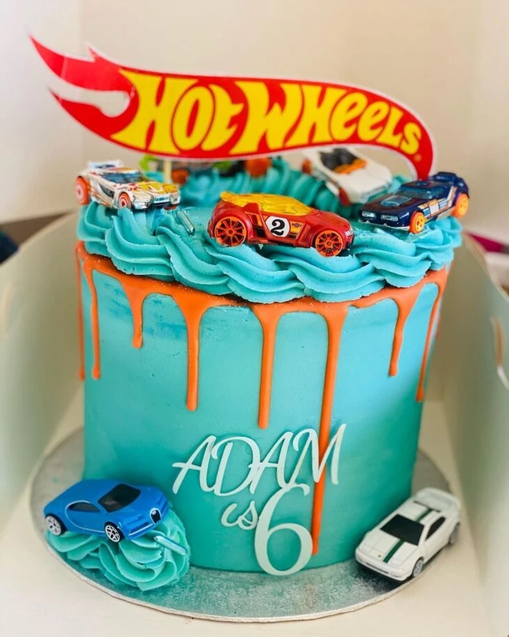 bolo-decorado-hot-wheels