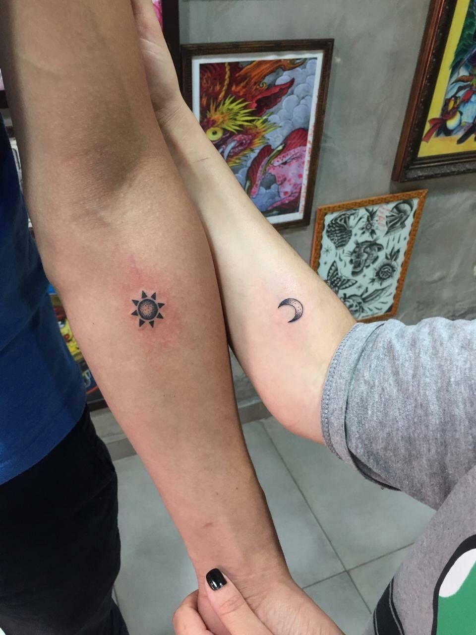 Tatuagem De Sol E Lua