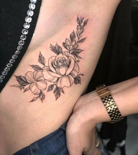 tatuagem-feminina-costela