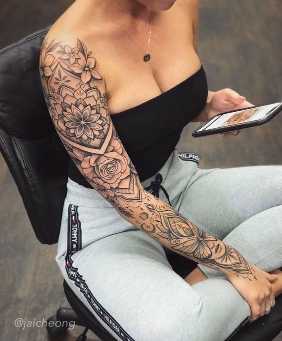 tatuagem feminina braço