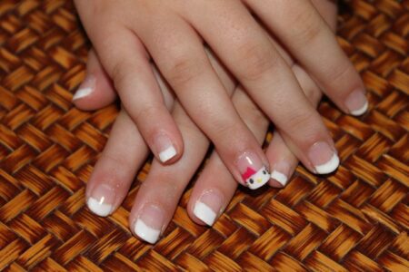 unhas-decoradas-hello-kitty