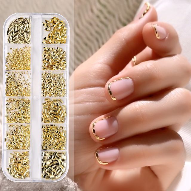 Metallic Decorated Nail