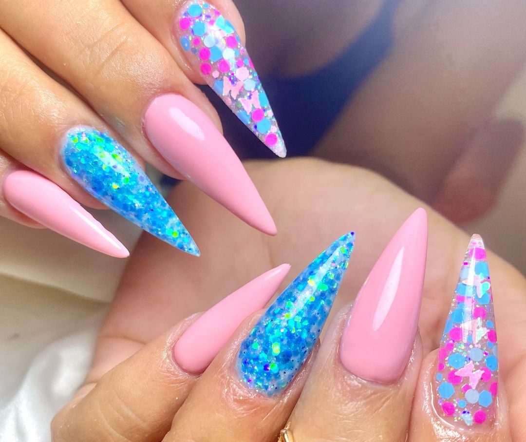 unhas-encapsuladas-stiletto