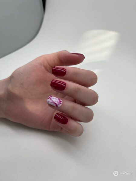 fotos-unhas-decoradas-com-vermelho-e-branco