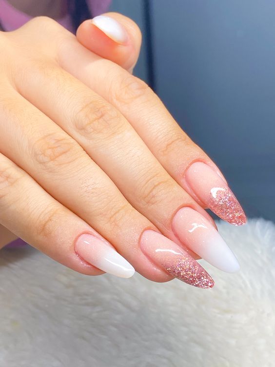 Unhas Almond Decoradas