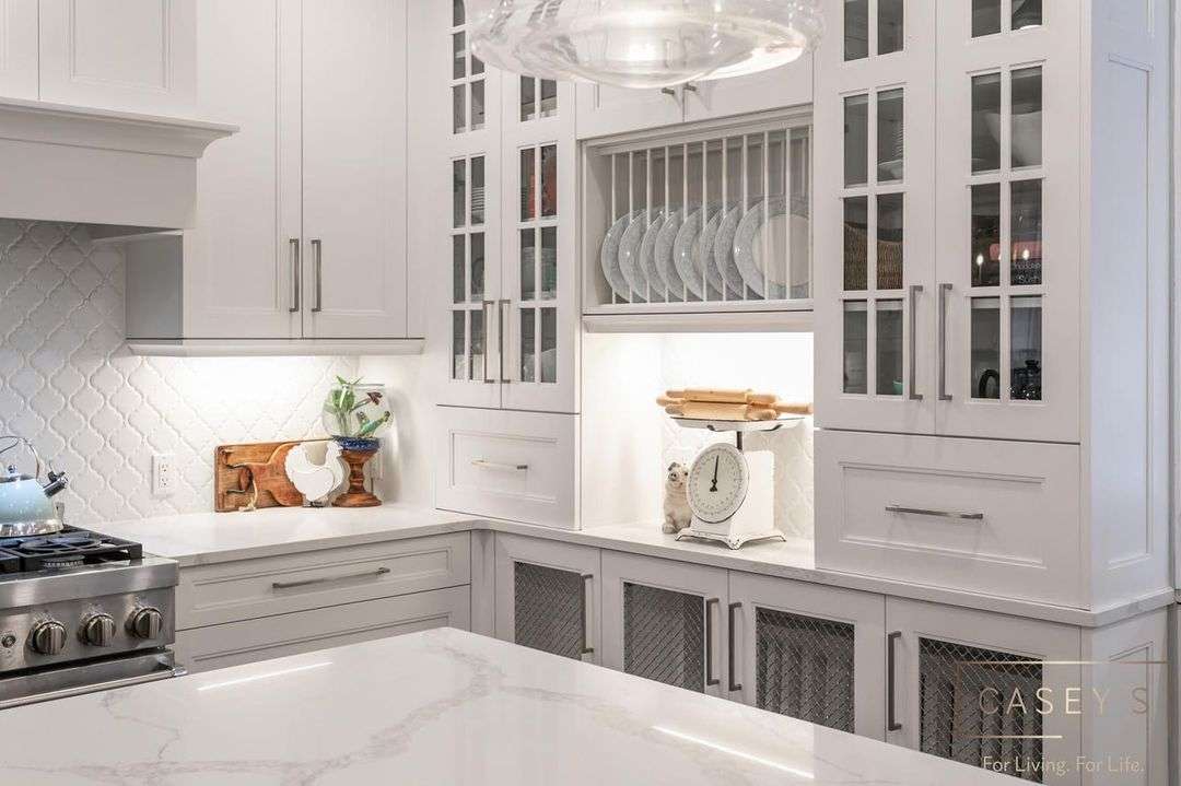 White Kitchen Decoration