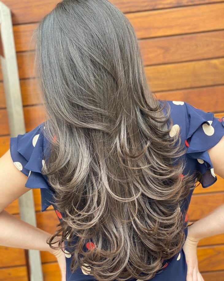 corte de cabelo feminino longo