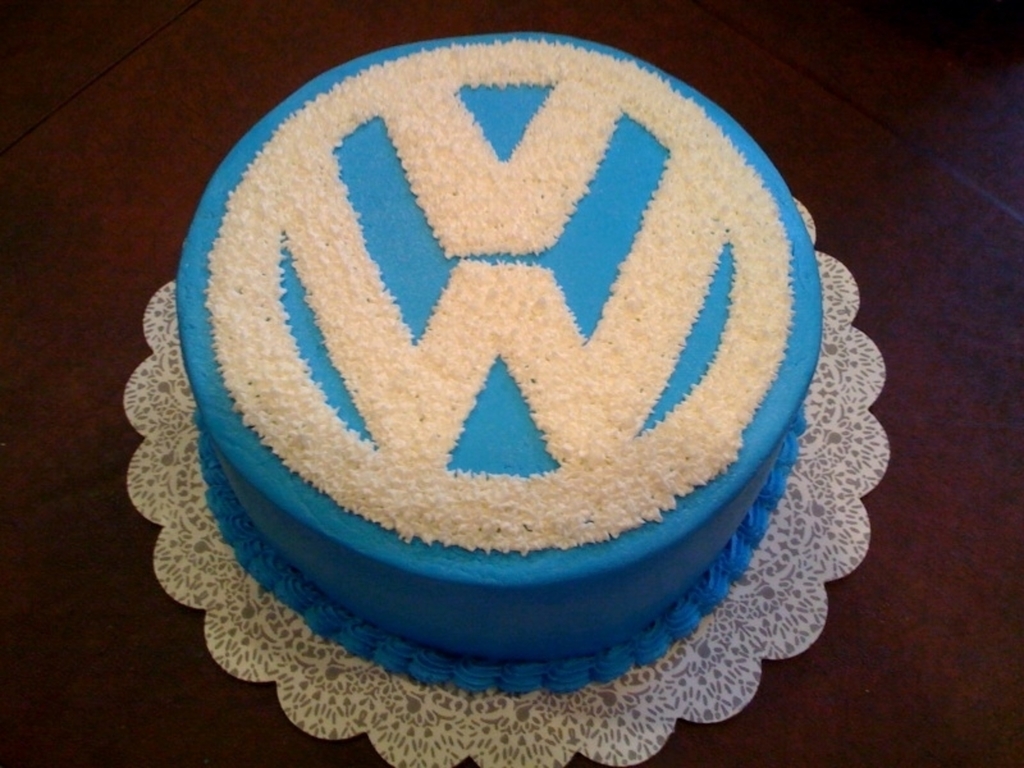 Volkswagen Decorated Cake