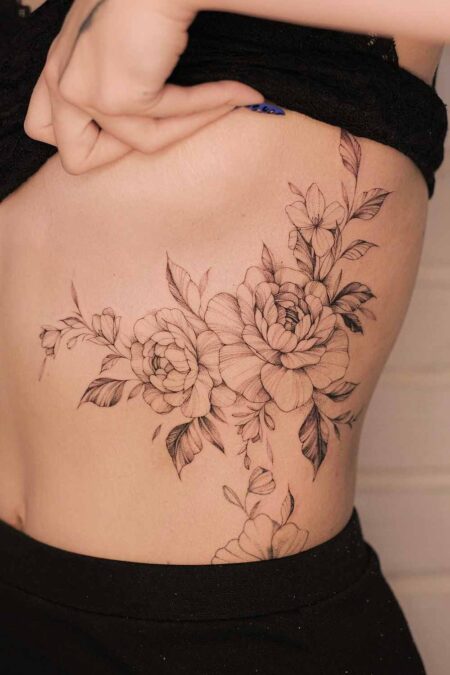 tatuagem-feminina-costela