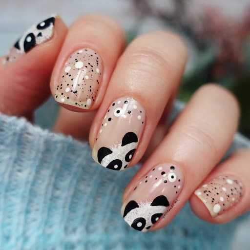 animal print nail art