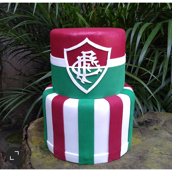 Bolo Fluminense