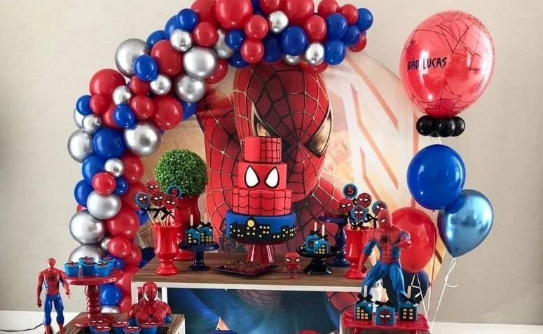 Bolo Decorado Homem Aranha