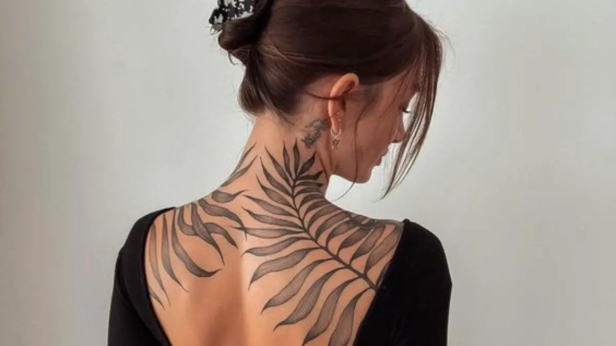 Female tattoo on the back