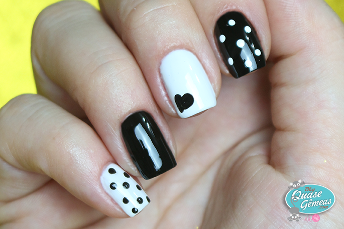 Unhas Decoradas Em Preto E Branco