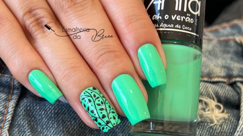 unhas-verde-neon-com-preto