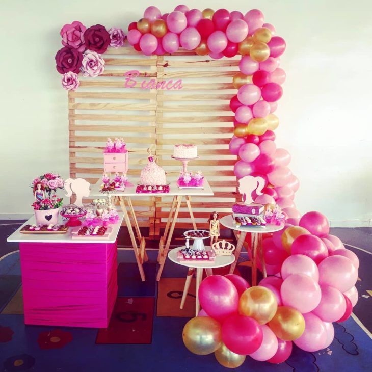 Decoração de festa da barbie