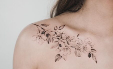 tatuagem-feminina-floral