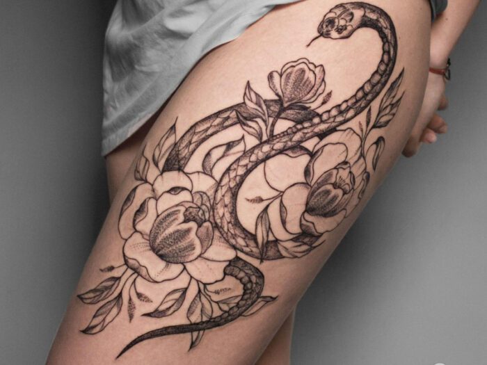 Tattoo on thigh