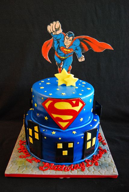 Superman decorated cake