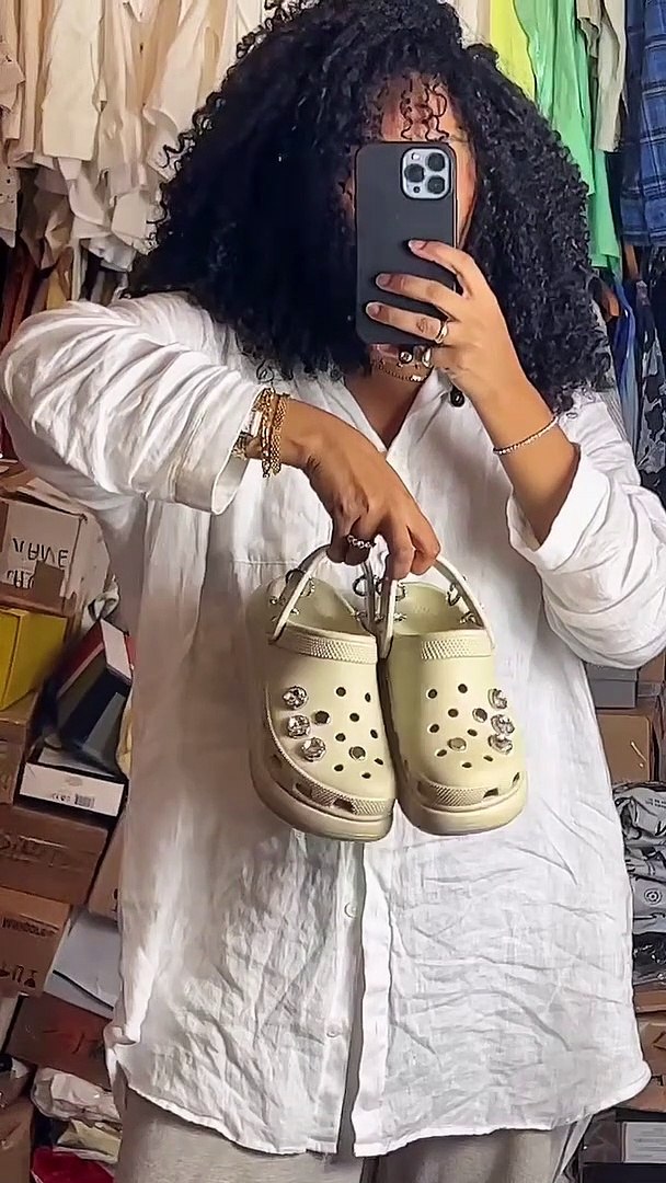 Crocs Outfit Ideas