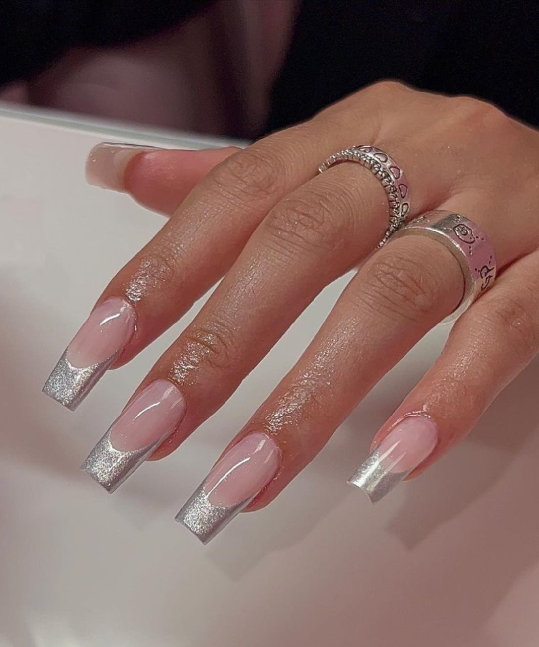 acrylic nails