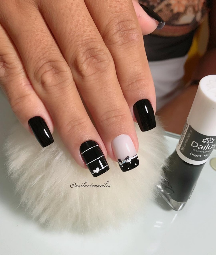 Unhas Decoradas Em Preto E Branco