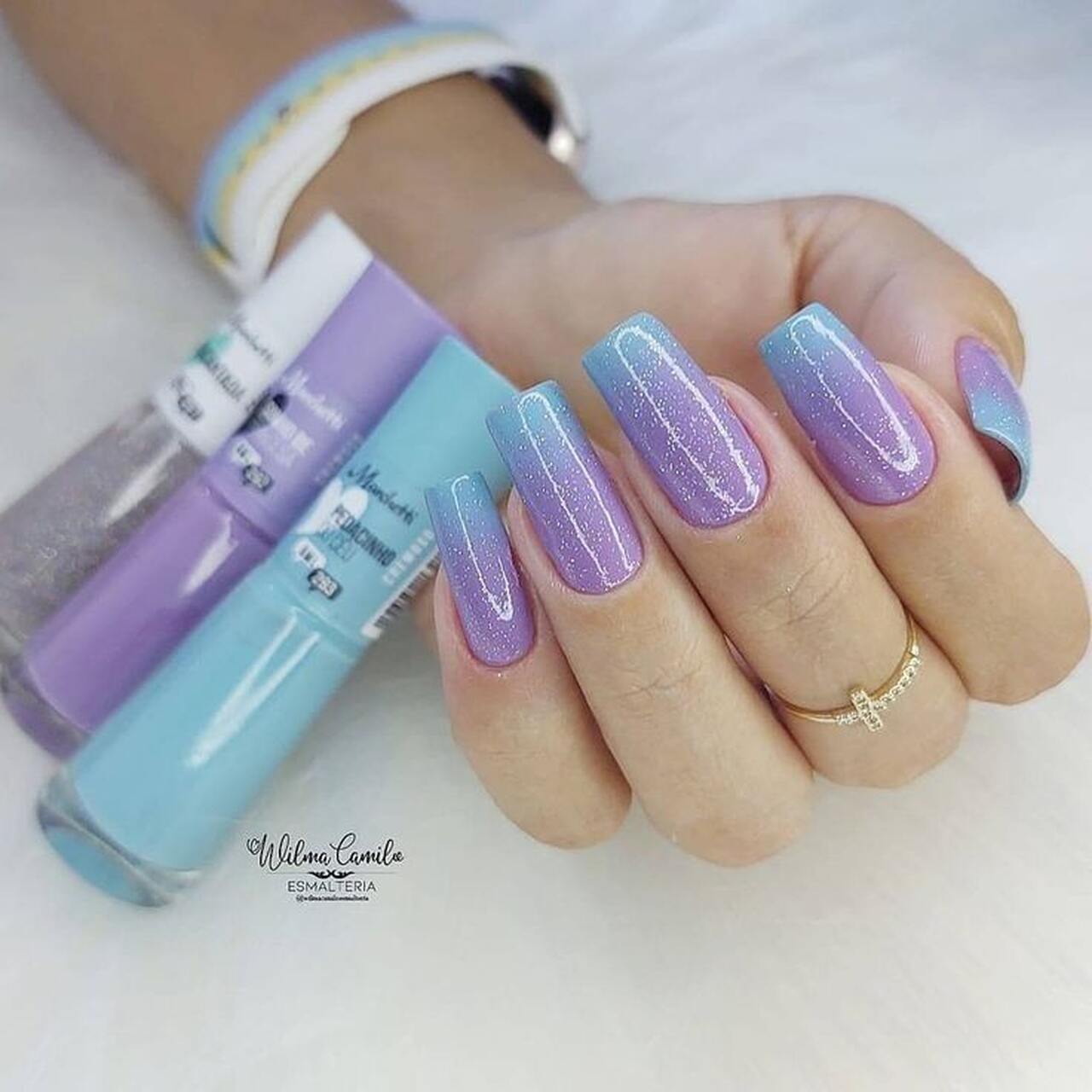 unhas-decoradas-lilas-e-branco