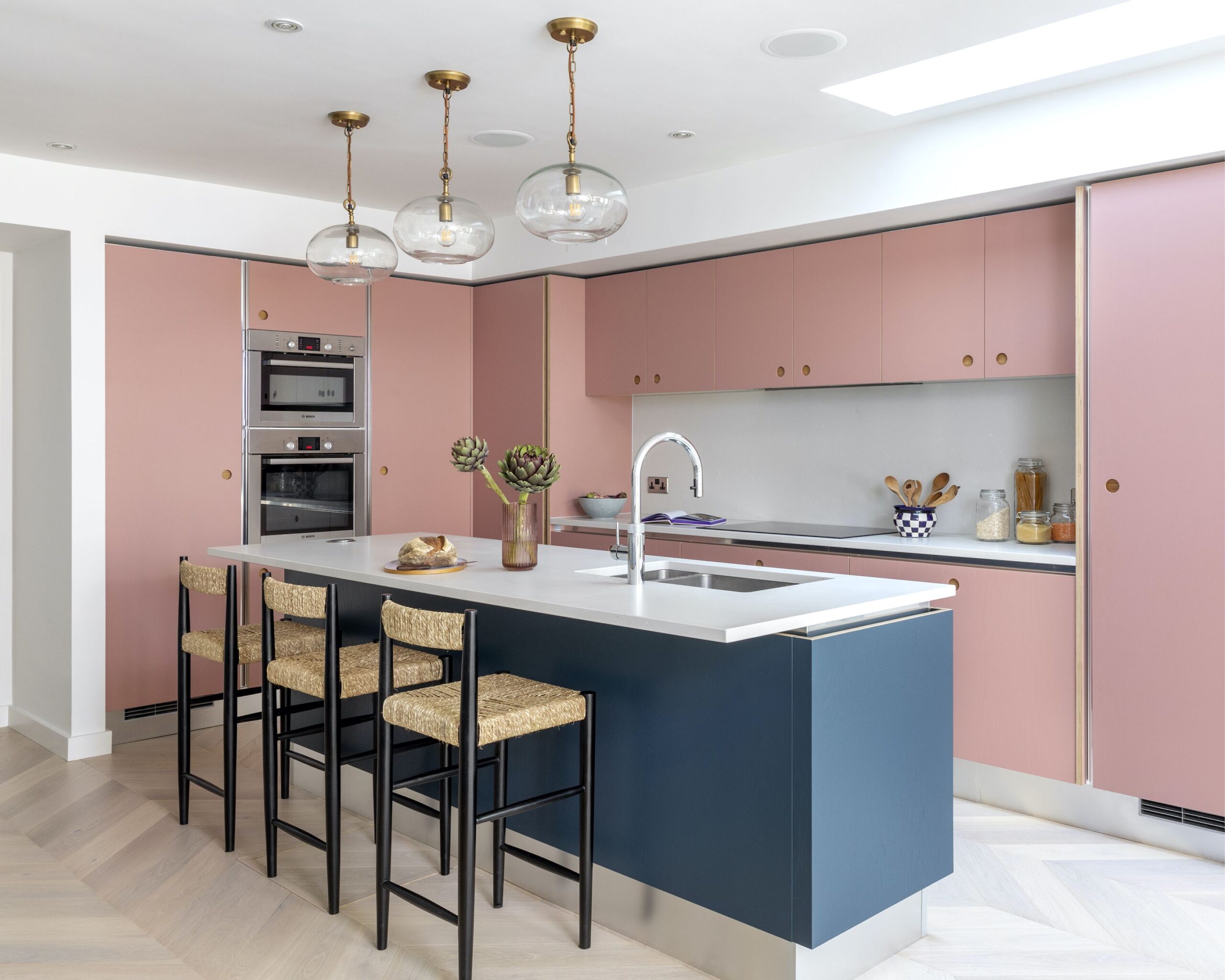 Decoration of Pink Kitchens