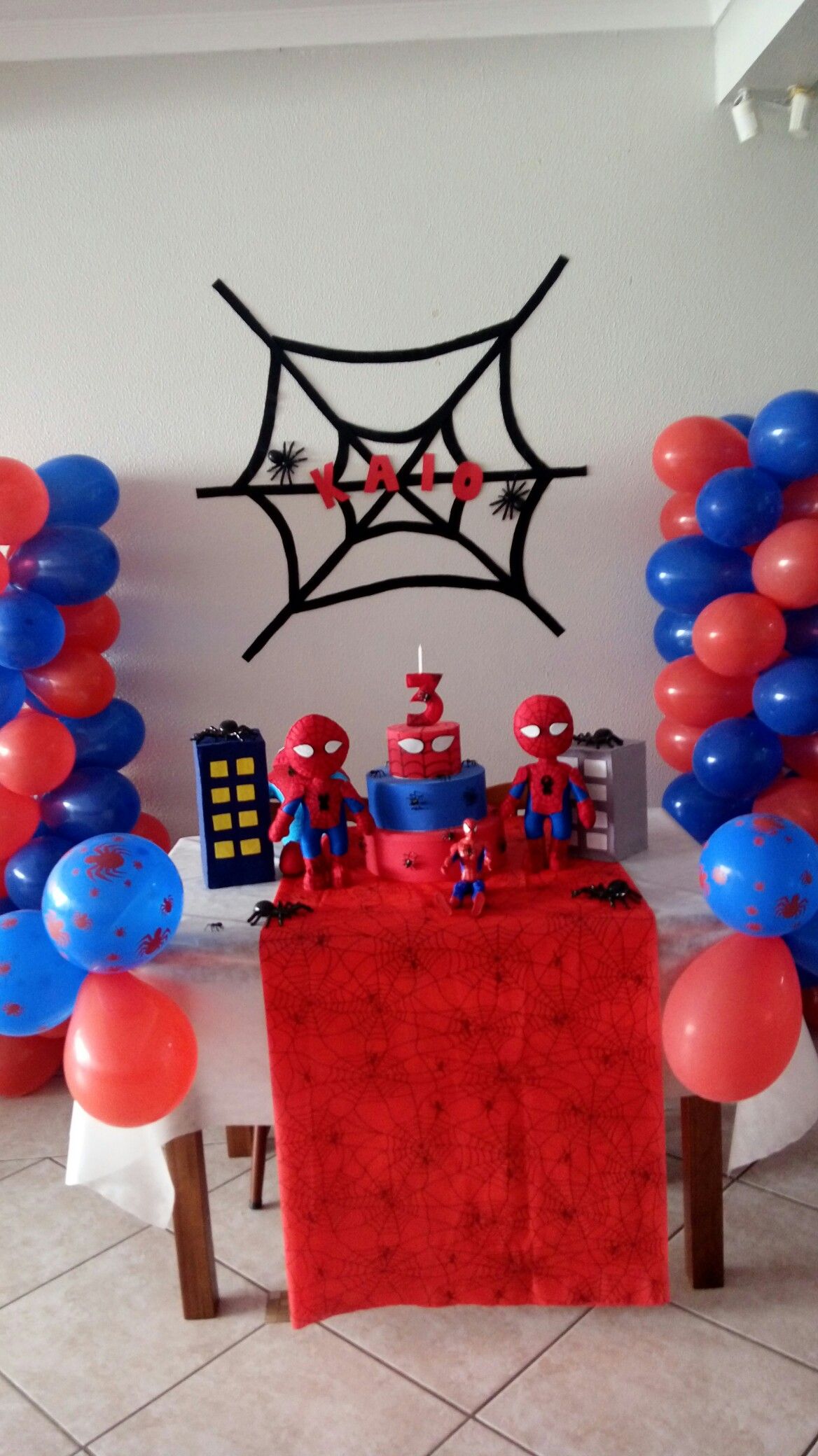 Modelos de Decoracao Do Homem Aranha Simples