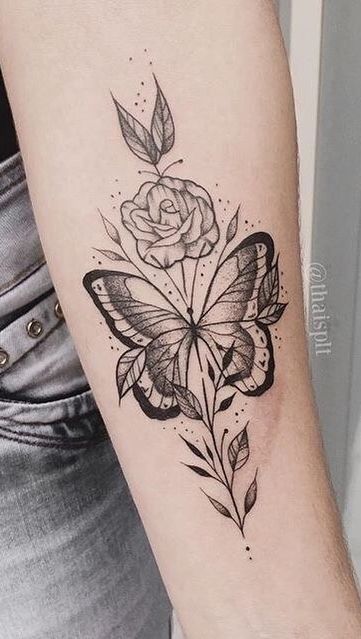 tatuagem-feminina-borboleta-no-braco