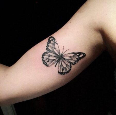 tatuagem-feminina-borboleta-no-braco