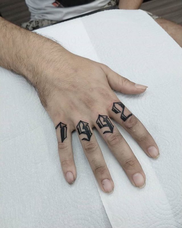 Tatuagem No Dedo