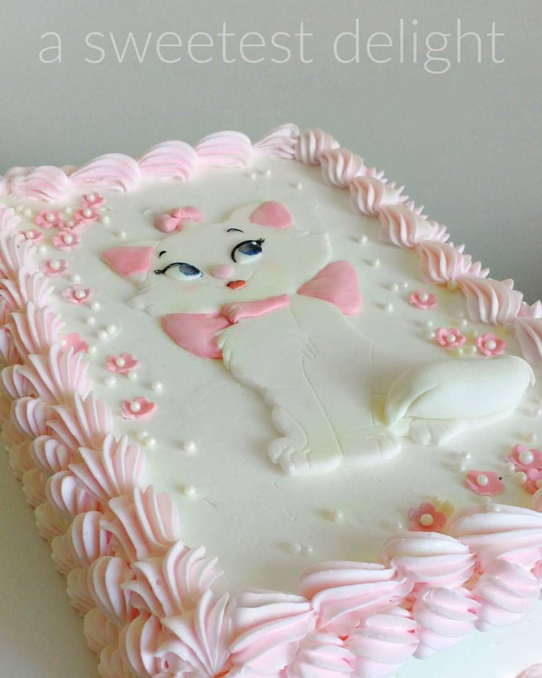 Cake Decorated Kitten Marie