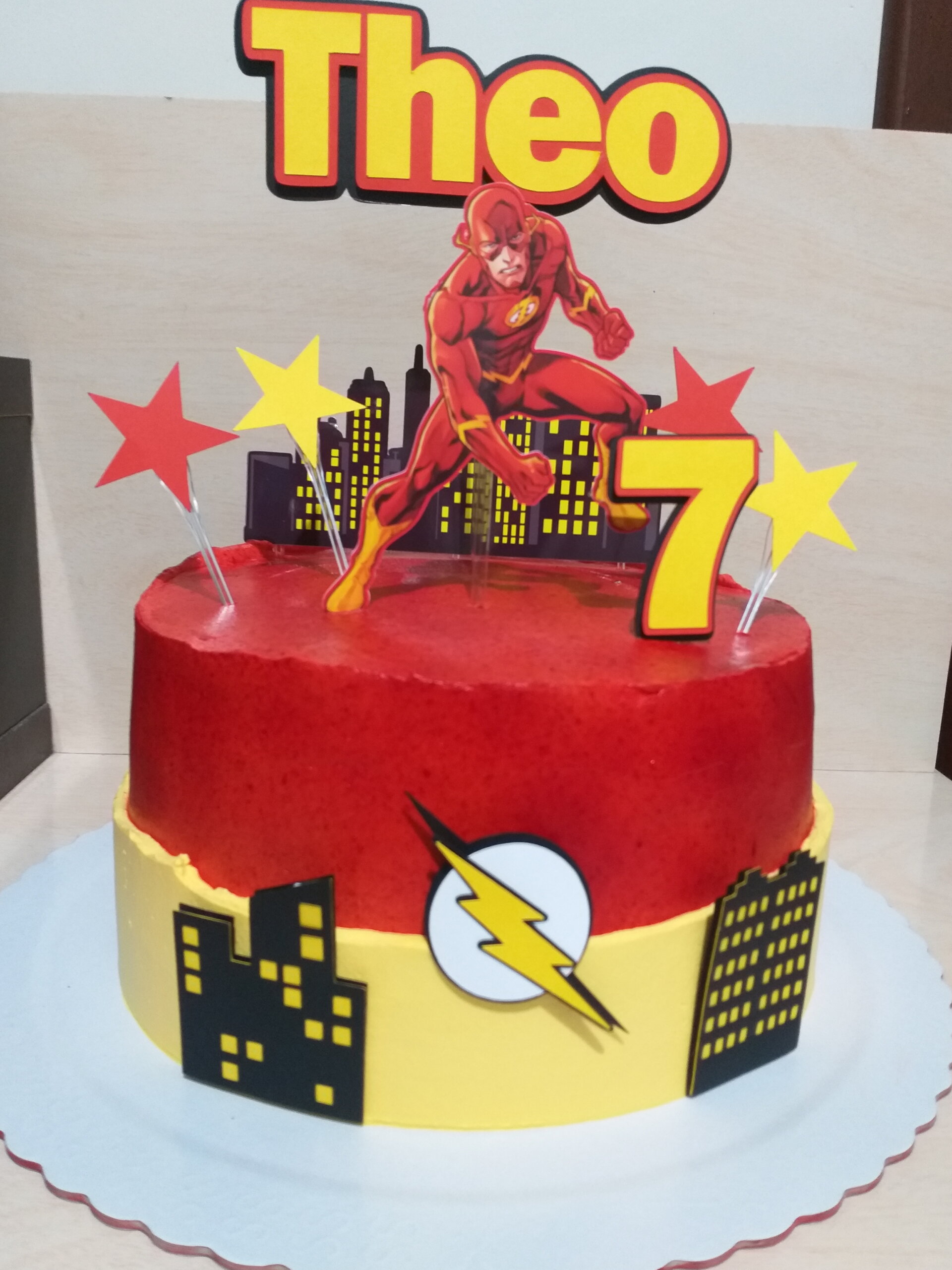 Bolo Decorado The Flash