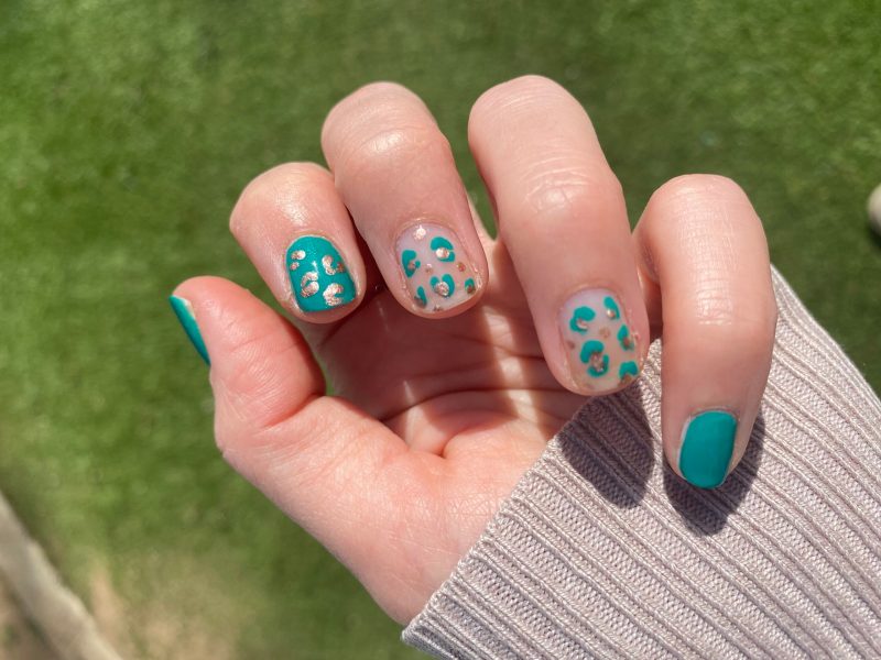 animal print nail art