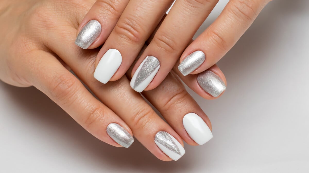 unhas-para-o-ano-novo-simples