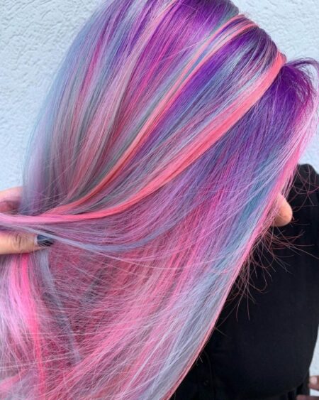 cabelo-rosa-pastel-feminino