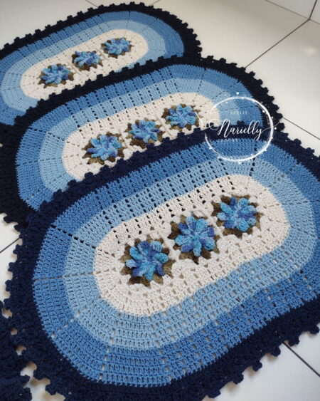 tapete-de-croche-azul