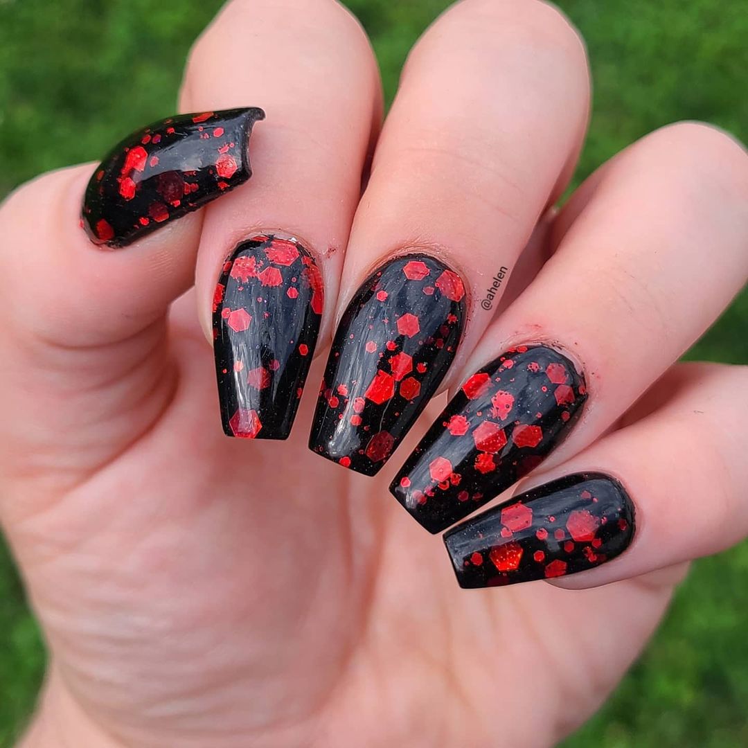 Unhas Decoradas Preto E Vermelho