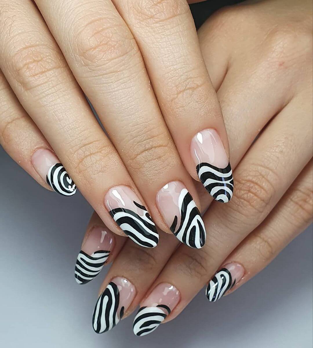 Zebra Decorated Nail