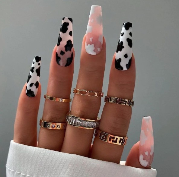 Unhas Decoradas Em Preto E Branco