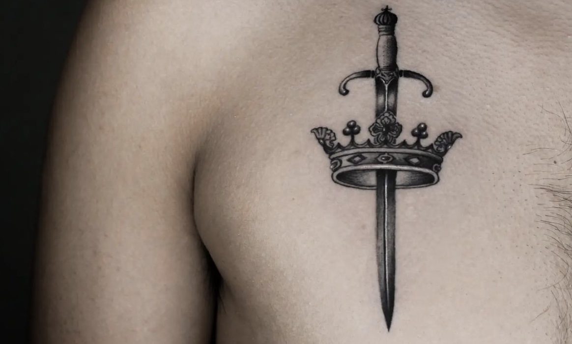 crown tattoo