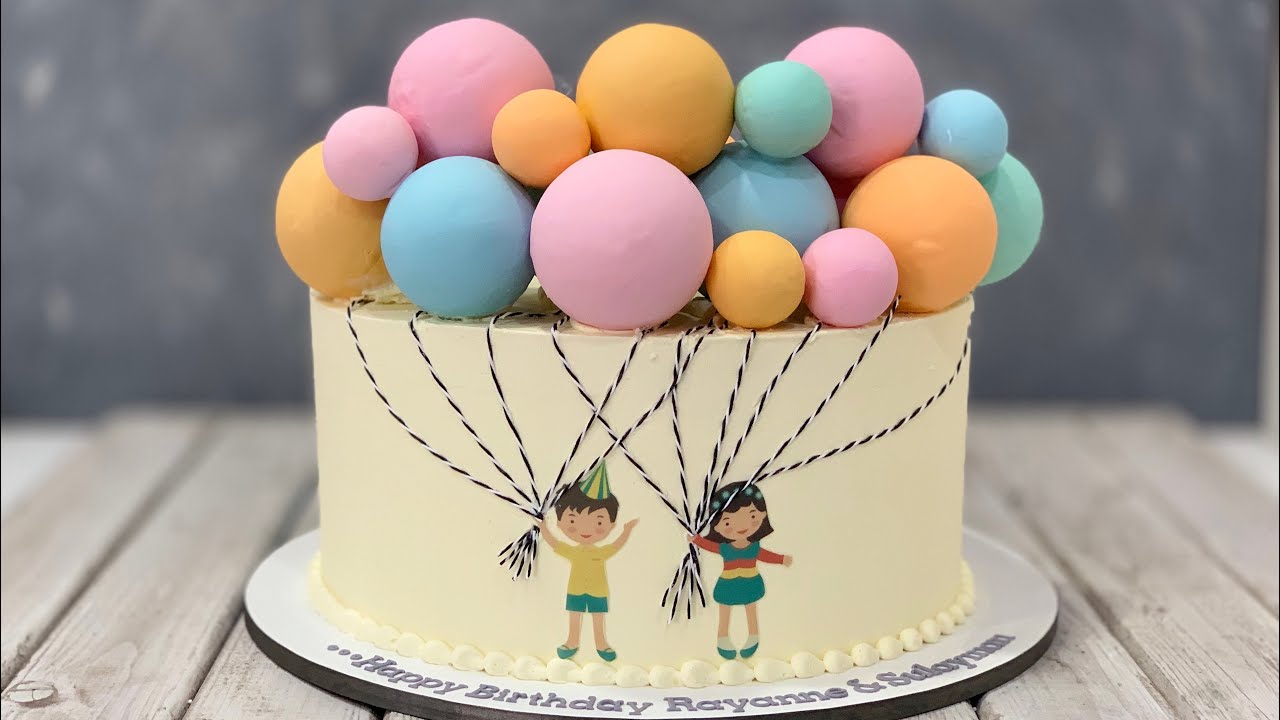 Balloon Decorated Cake