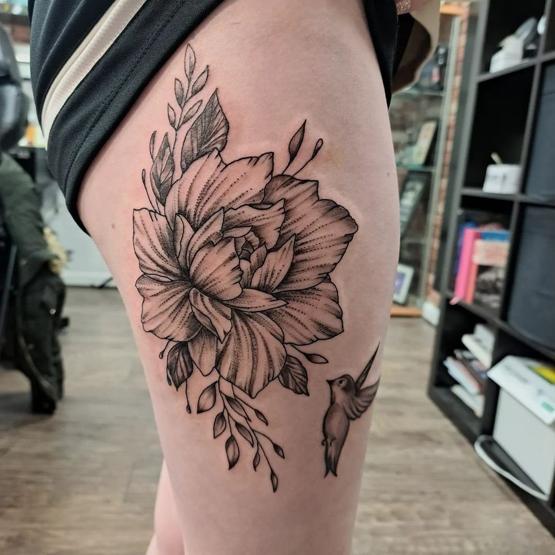 Tattoo on thigh