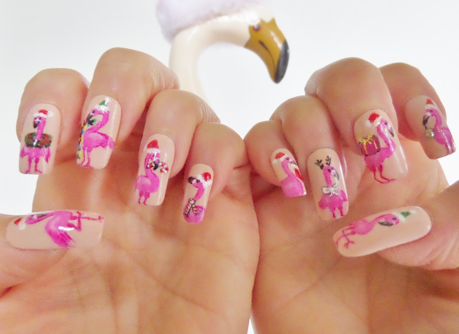 Flamingo Decorated Nail